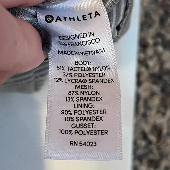 Athleta Stripe Modern Metro Skort Size Medium Tall Gray & White - Picture 9 of 9